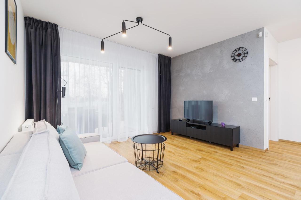 Apartments Supernova Near Tauron Arena By Noclegi Renters Krakau Buitenkant foto